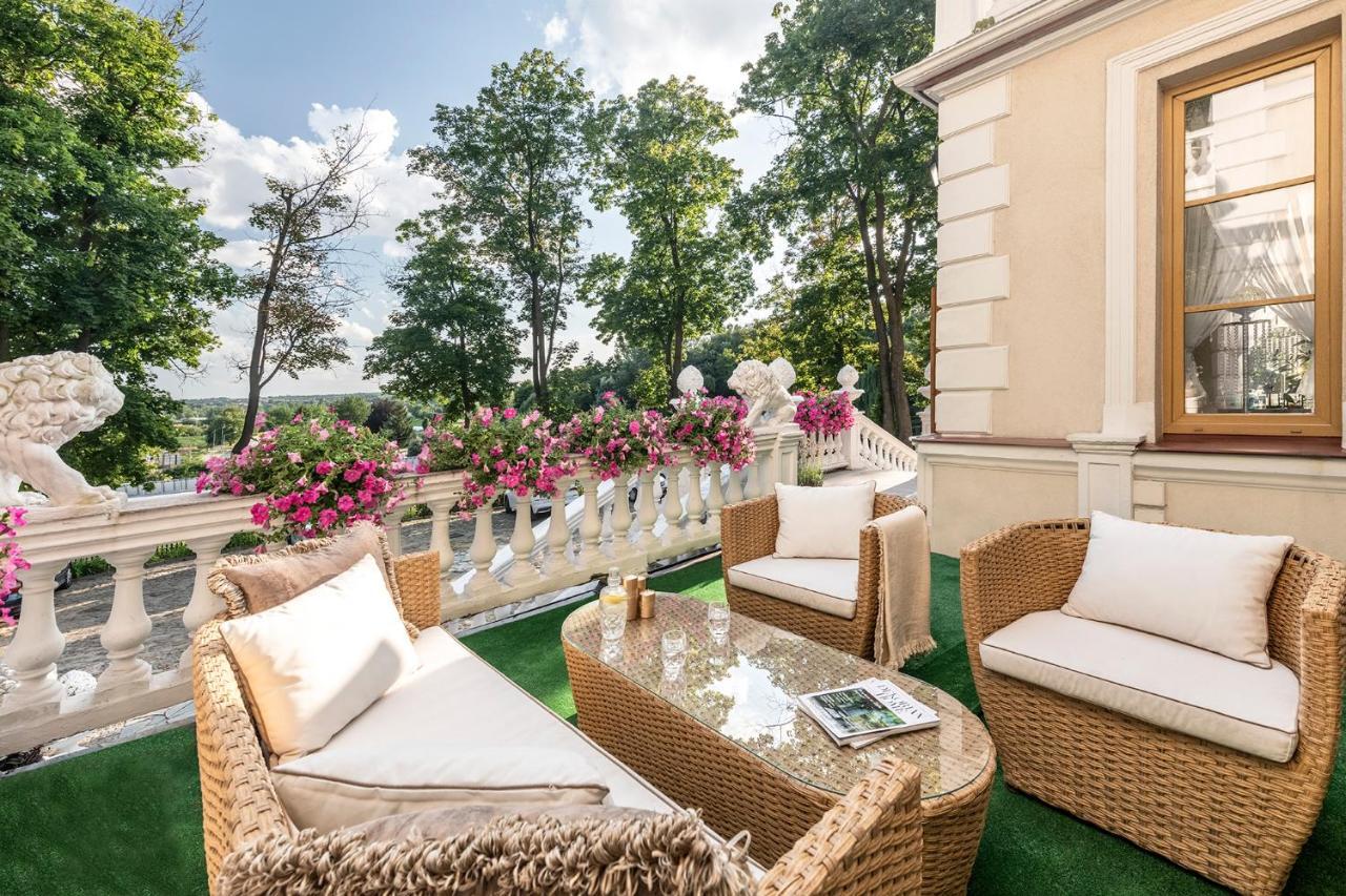 Palac Tarnowskich Hotel & Restauracja & Spa Ostrowiec Świetokrzyski Exterior foto